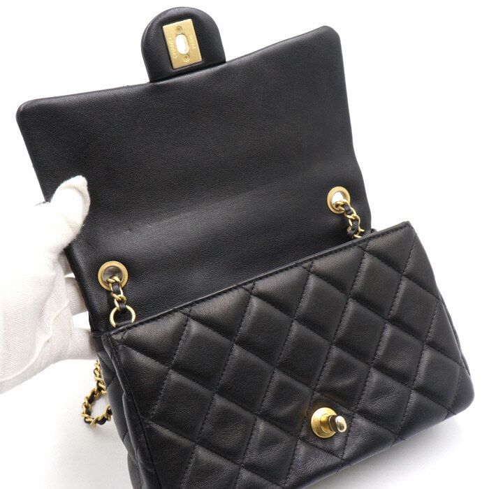 Chanel Flap Bag – Lambskin Leather – Black – Gold Hardware