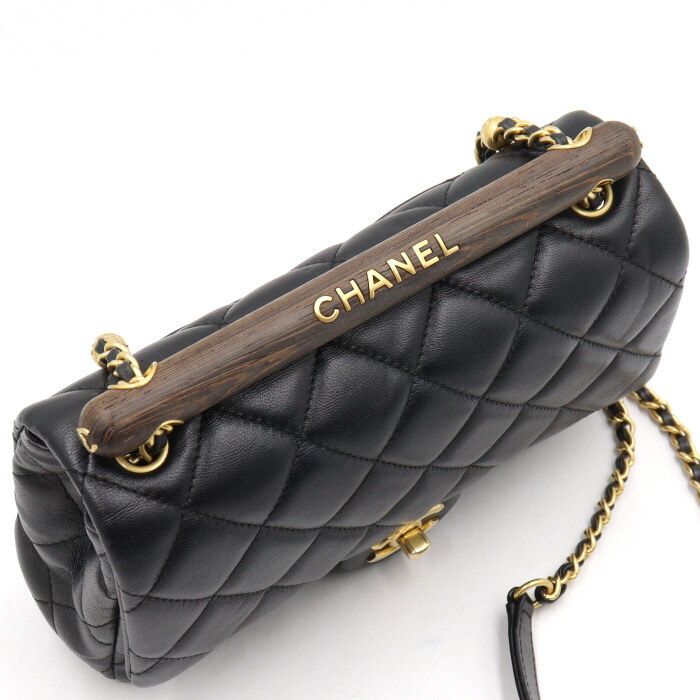 Chanel Flap Bag – Lambskin Leather – Black – Gold Hardware