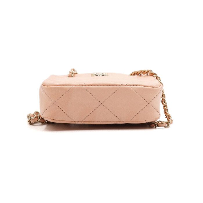 Chanel Shoulder Bag – Lambskin Leather – Pink – Champagne Gold Hardware