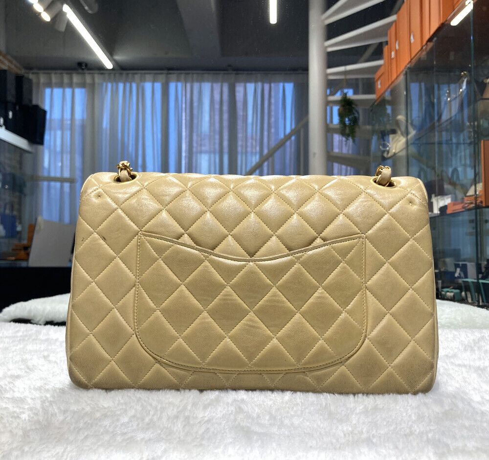 Chanel Classic Flap – Lambskin Leather – Beige