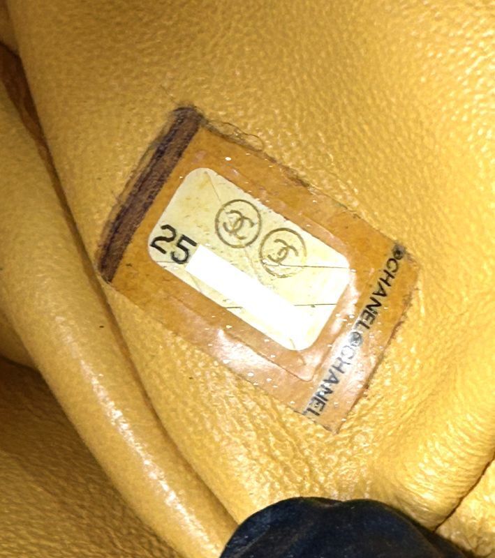 Chanel Shoulder Bag – Lambskin Leather – Yellow – Gold Hardware