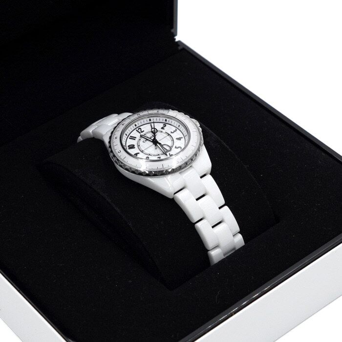 Chanel J12 – White