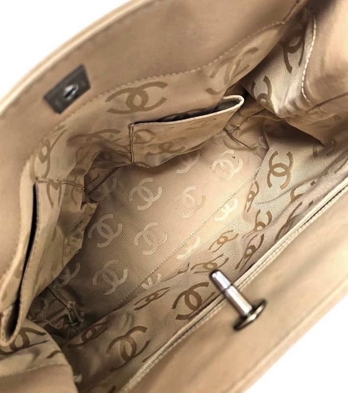 Chanel Shoulder Bag – Calfskin Leather – Beige – Gold Hardware