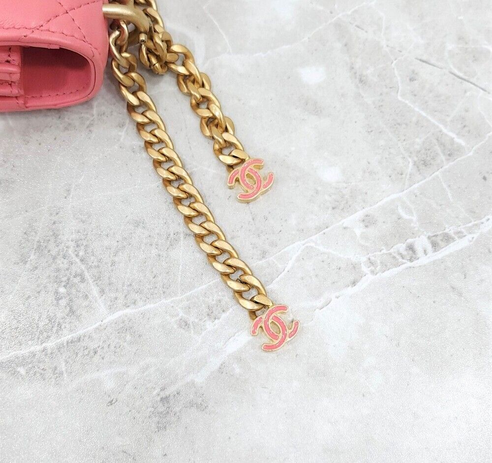 Chanel Classic Flap – Lambskin Leather – Pink – Gold Hardware